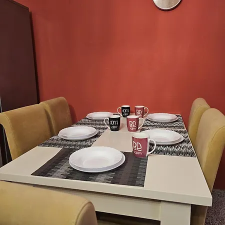 Juli's Apartmán Tirana